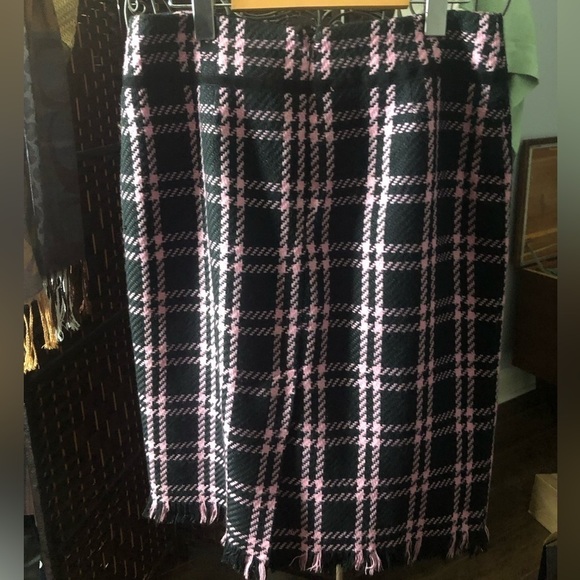 MICHELE vintage plaid skirt ๐ - Picture 3 of 5